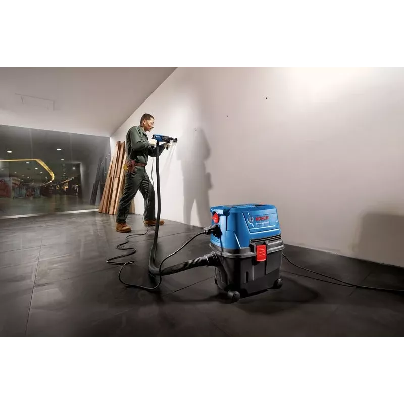 Cilindrinis dulkių siurblys Bosch GAS 15 PS Professional — sausam valymui, 1100 W, 15 L dulkių maišas, 8 L skysčio bakas, 270 mbar