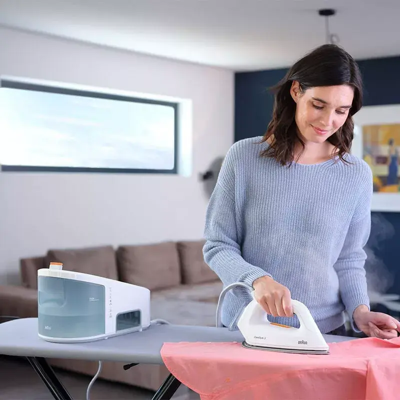 Braun CareStyle 3 IS3132WH 2400 W 2 L EloxalPlus padas Oranžinė, Balta
