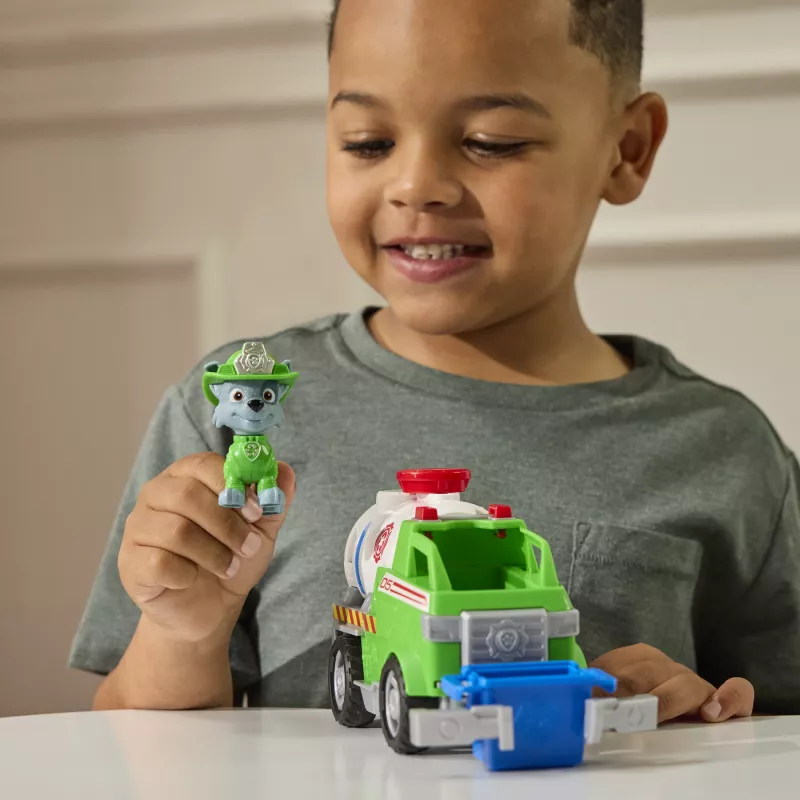 PAW Patrol gaisrinė gelbėtoja: Rocky gelbėjimo gaisrinė autocisterna su veiksmo figūrėle, griebimo žnyplėmis ir žaisliniu sunkvežimiu, vaikiški žaislai berniukams ir mergaitėms nuo 3 metų