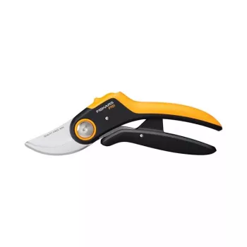 Genėjimo žirklės Fiskars Plus PowerLever P721 — apėjimo sekatoriai šakoms ir stiebams