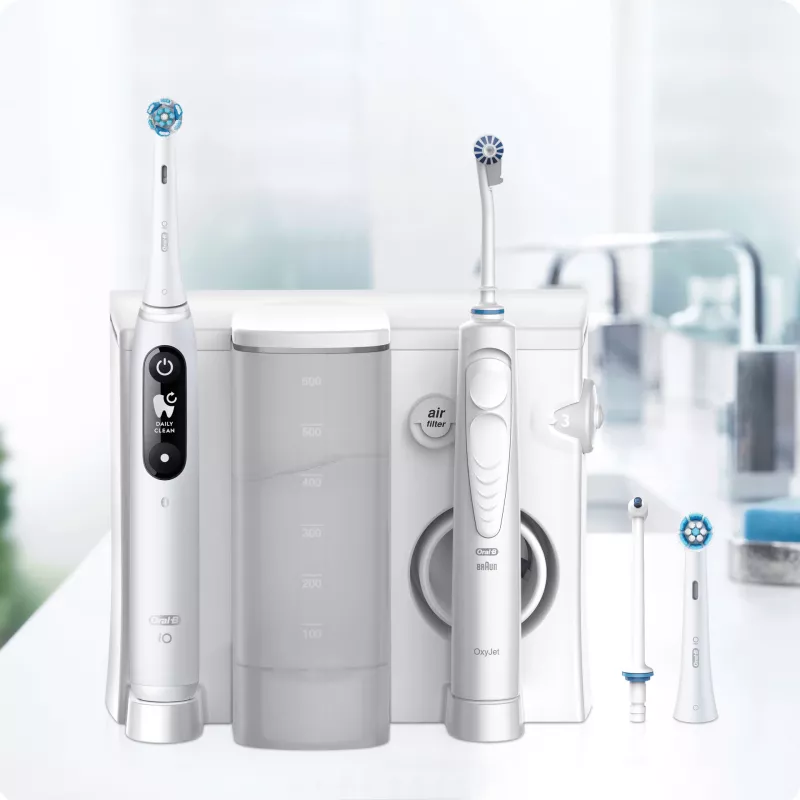 Besisukantis-osciliuojantis dantų šepetėlis Oral-B iO6 White Suaugusiems Baterija 2 šepetėlių galvutės