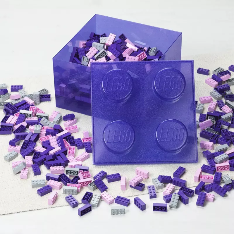 Dėžutė Room Copenhagen LEGO Storage Brick 4 viršutinis dangtis blizgučiai — violetinė/permatoma