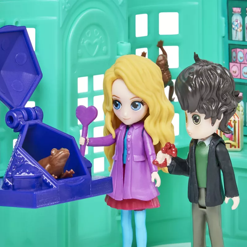 Wizarding World Harry Potter, Magical Minis Honeydukes Sweet Shop su 2 išskirtinėmis figūrėlėmis ir 5 priedais, vaikų žaislai nuo 6 metų