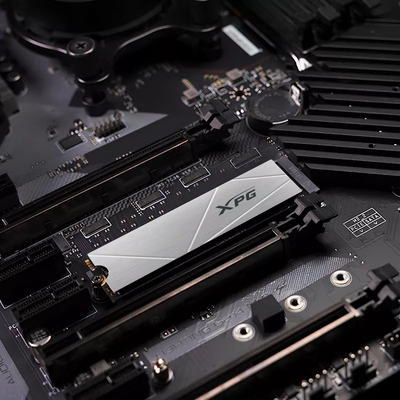 SSD diskas ADATA 512 GB M.2 PCI Express 4.0 NVMe GAMMIX S60