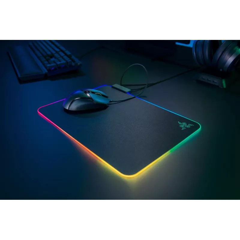 RAZER Firefly V2 žaidimų pelės kilimėlis, juodas