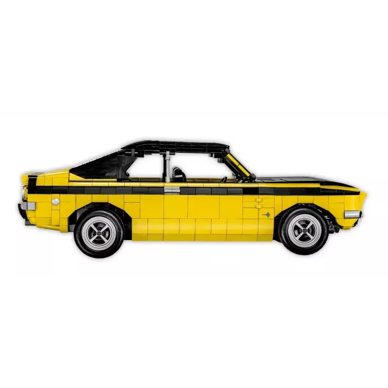 Konstrukcinis žaislas Cobi Opel Manta A 1970 1:12 mastelio modelis, kaladėlių rinkinys