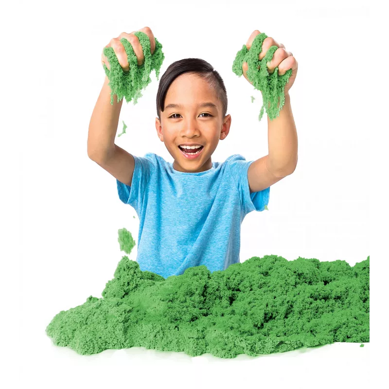 „Kinetic Sand“, 2 svarų žalios spalvos žaidimų smėlis, formuojami sensoriniai žaislai vaikams, pakartotinai uždaromas maišelis (pakuotė gali skirtis), nuo 3 metų