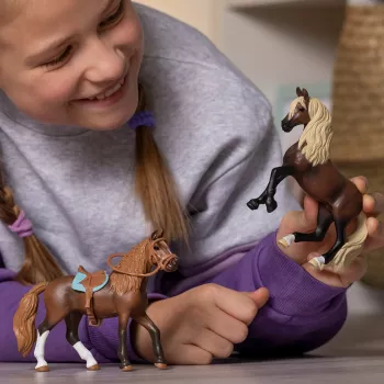 schleich HORSE CLUB Peruano Paso Kumele, 5 m., Žirgai, Ruda, Balta, Plastikas