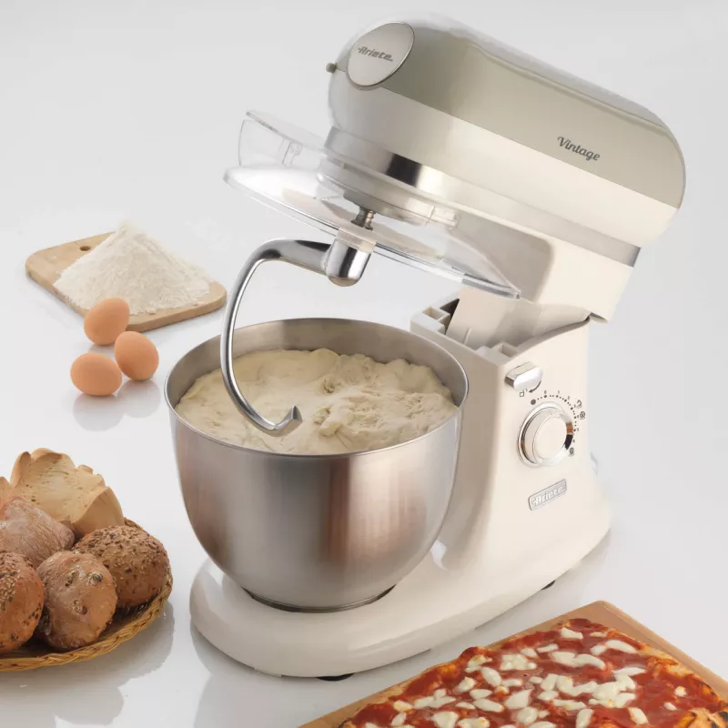 Ariete 1588 Vintage Mixer, planetarinis maišytuvas duonai, picai, pyragams ir kepiniams, 5,5 l talpa, 7 greičiai, 2400 W, pastelinė smėlio spalva