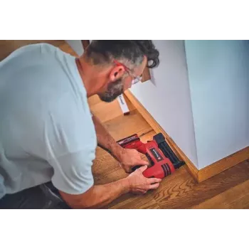 Vinių ir kabių pistoletas „Einhell TE-CN 18 Li - Solo“