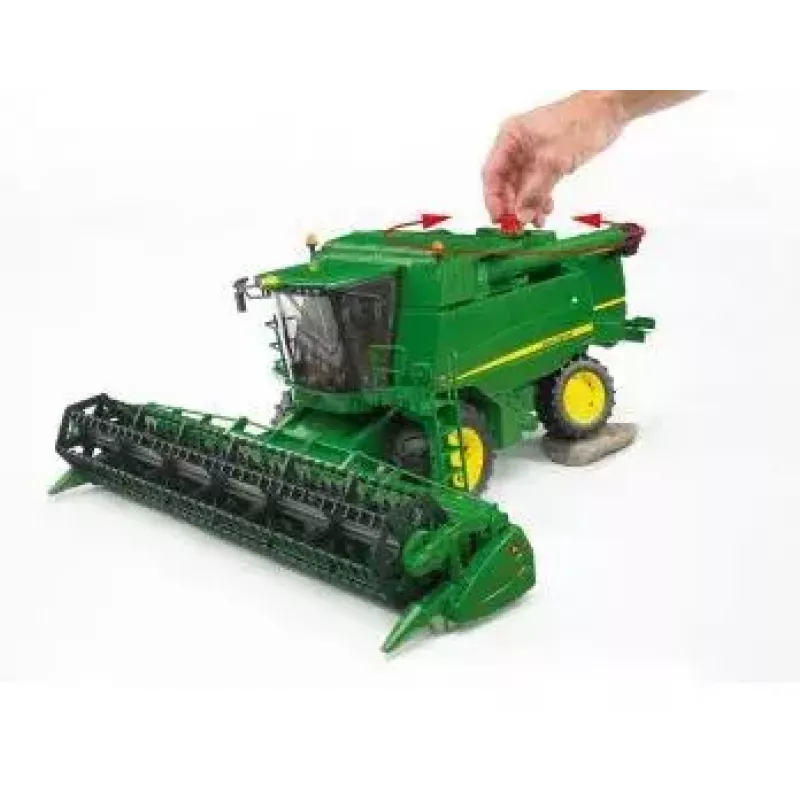 Žaislinis traktorius BRUDER John Deere T670i