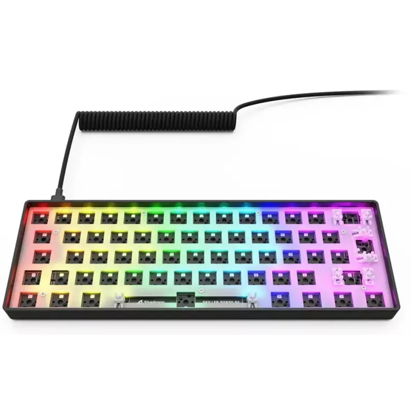 Mechaninė kompaktiška 60% klaviatūra Sharkoon SKILLER SGK50 S4 — laidinė USB, QWERTY vokiškas išdėstymas, RGB apšvietimas, 1,5 m laidas, juoda