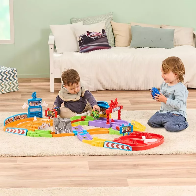 Žaislinis RC automobilių lenktynių takelis VTech Tut Tut Baby Flitzer – interaktyvus stumiamo ir važiuojamo transporto priemonių rinkinys