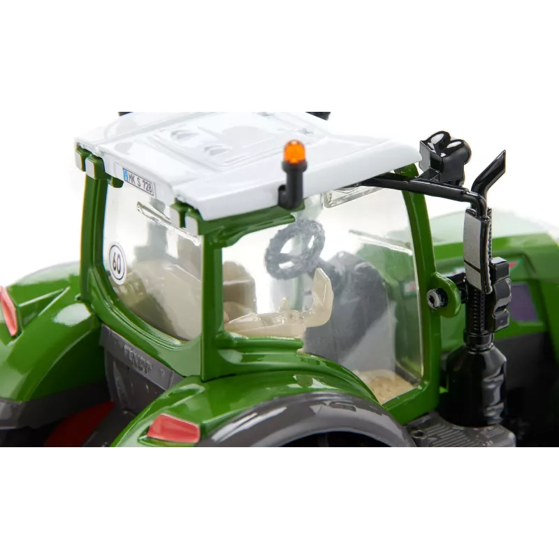 Traktoriaus modelis Siku Fendt 728 Vario 1:32 Plotis 180 mm Gylis 86 mm Aukštis 116 mm