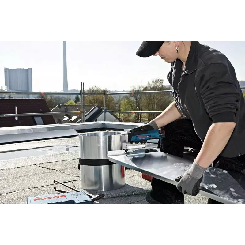 Bosch GSC 12V-13 PROFESSIONAL akumuliatorinės žirklės 3600 k./min.