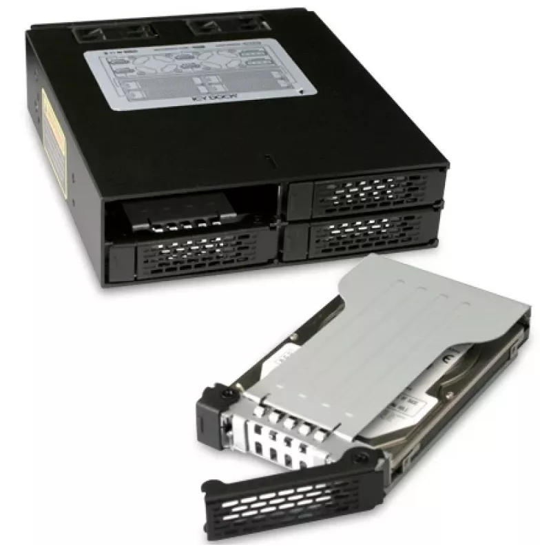 ICYDOCK ToughArmor visiškai metalinis 4 lizdų 2,5 col. SATA HDD ir SSD galinis skydas, skirtas išoriniam 5,25 col. lizdui