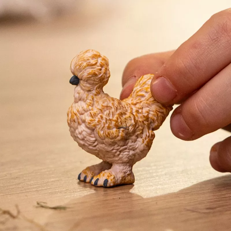 Figūra Schleich Silkie Chicken modelis 14891 — ūkio gyvūno figūrėlė, įvairiaspalvė, nuo 3 metų