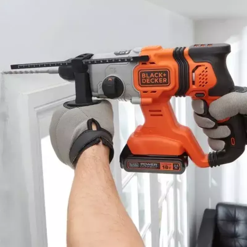 Grąžtas Juoda & Decker BCD900E2K-QW 1880 RPM SDS Plus, 2,5 Ah baterija