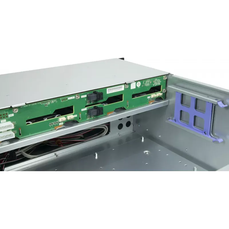 Serverio korpuso dėklas INTER-TECH IPC 4U-4708 — 4U, juodas, palaiko ATX/PS2 maitinimo bloką, 4x priekiniai 80 mm, 2x galiniai 80 mm, 2,5/3,5 colio HDD