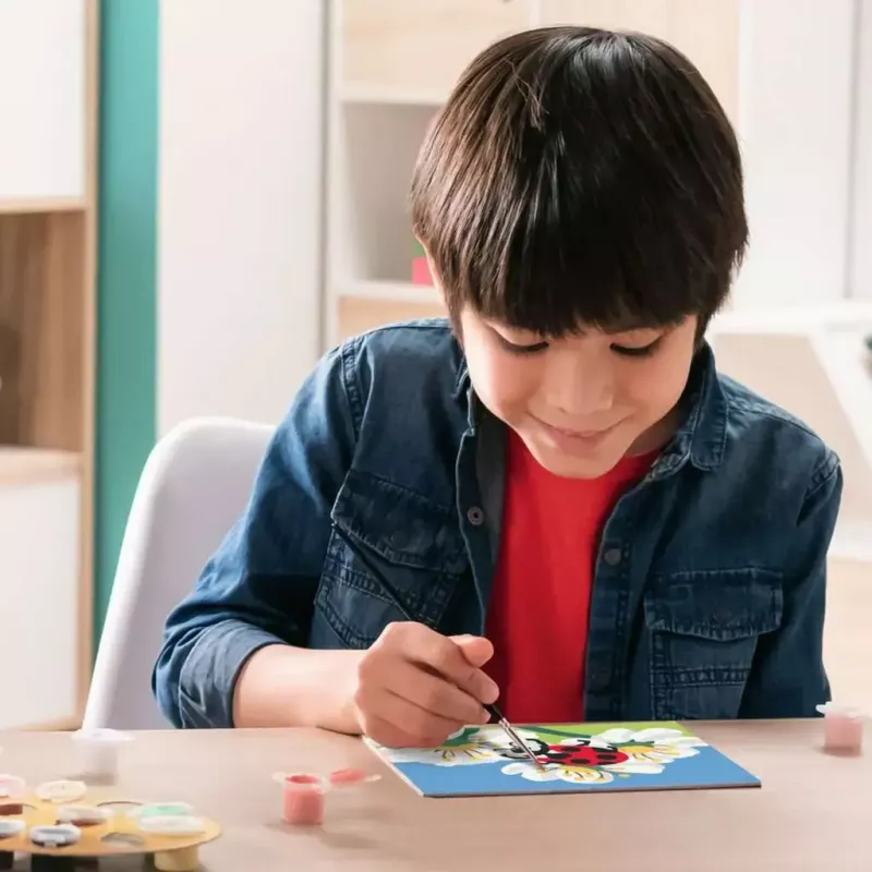 Ravensburger CreArt tapybos rinkinys – boružės motyvas, rankdarbių tapybos rinkinys