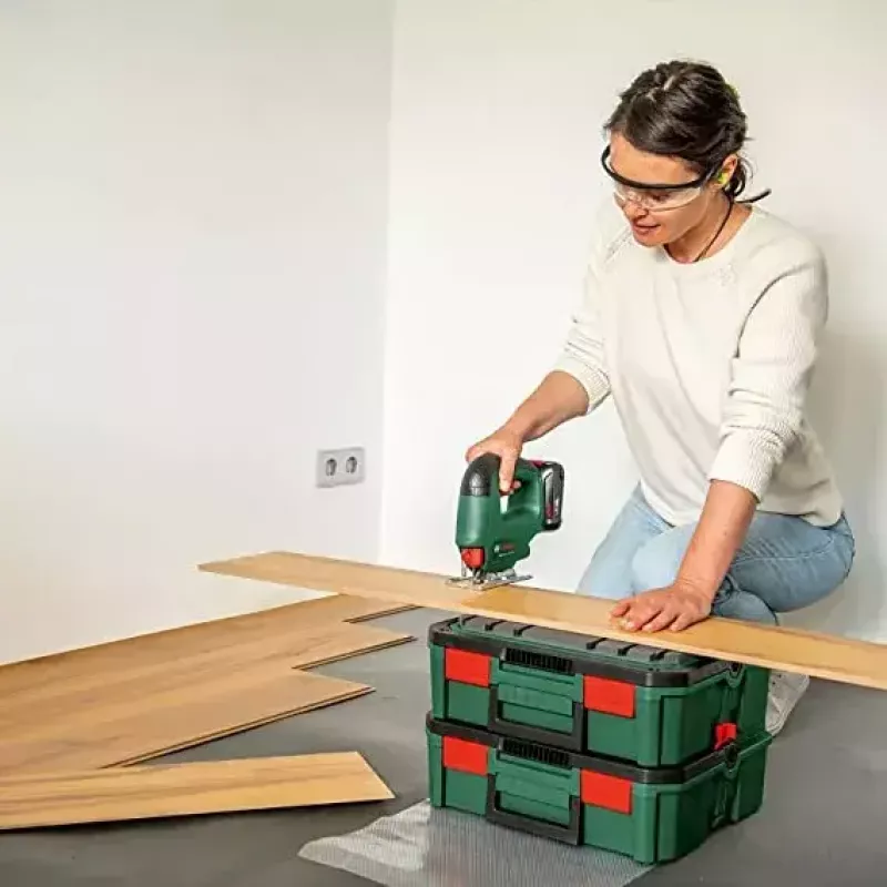 Bosch EasySaw 18V-70 elektrinis siaurapjūklis 2600 spm 1,3 kg