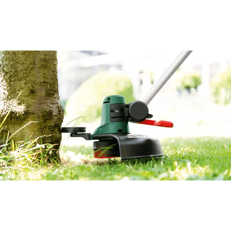 Bosch Universal GrassCut 18V-260 26 cm baterija juoda, žalia