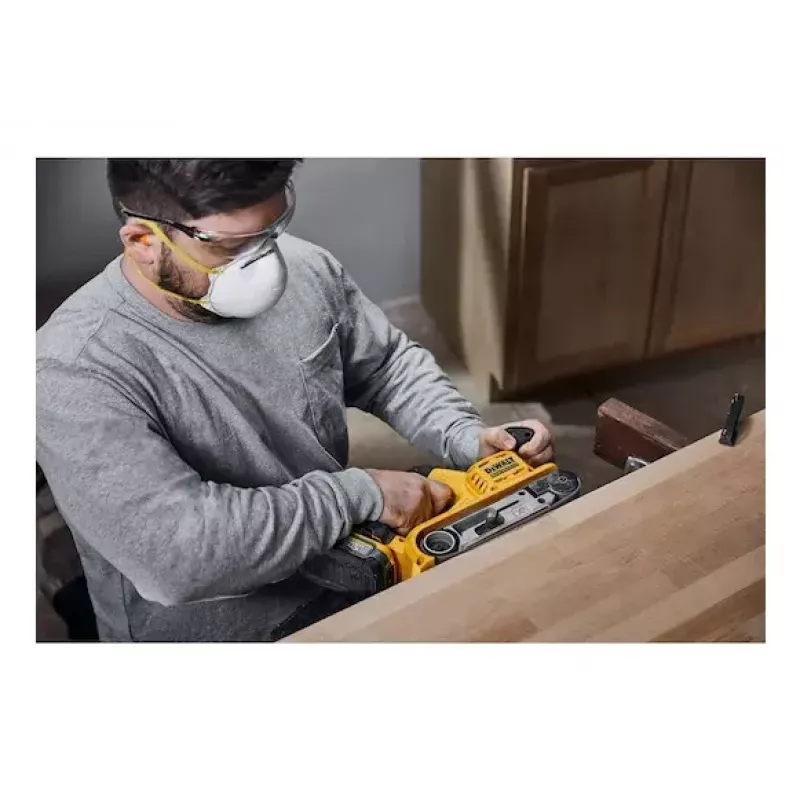Juostinis šlifuoklis DeWALT DCW220NT-XJ