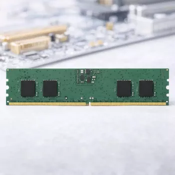 Atminties modulis KINGSTON KCP556US6-8 — 8 GB DDR5 5600 MHz, 288 kontaktų DIMM, 1,1 V, neregistruojama