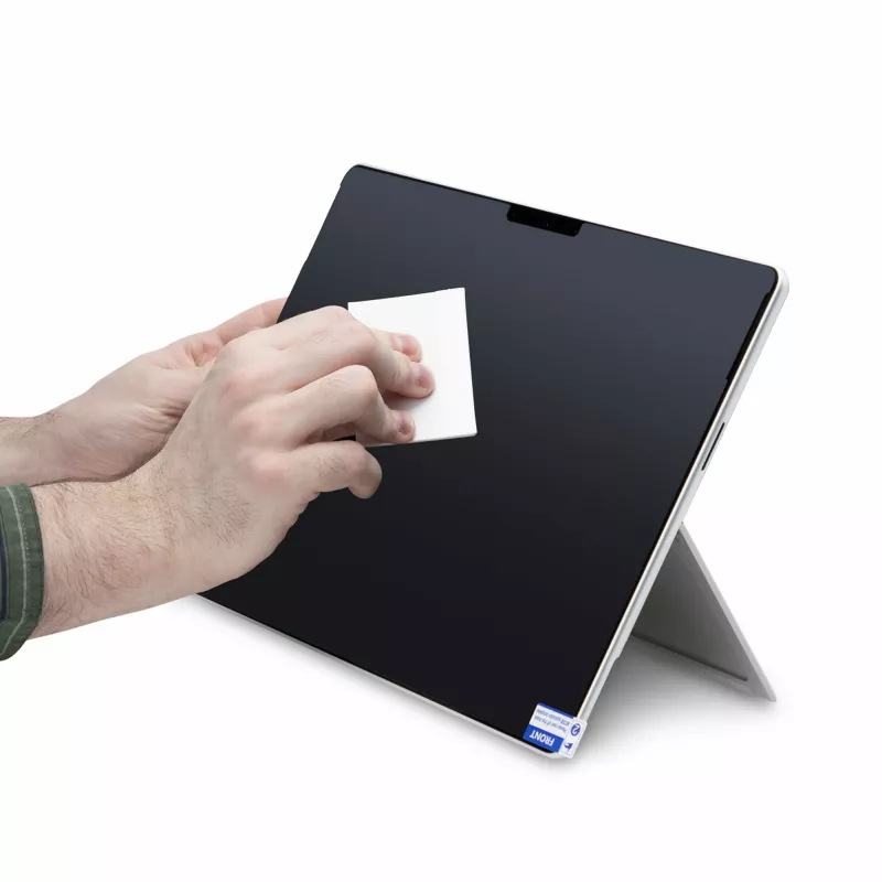 StarTech.com 4 krypčių privatumo ekranas 13 colių Surface Pro 8/9/X nešiojamajam kompiuteriui, vertikalios/gulsčios orientacijos, palaiko lietimą, +/- 30° matymo kampas, blokuoja iki 51 % mėlynos šviesos, anti-atspindžio danga