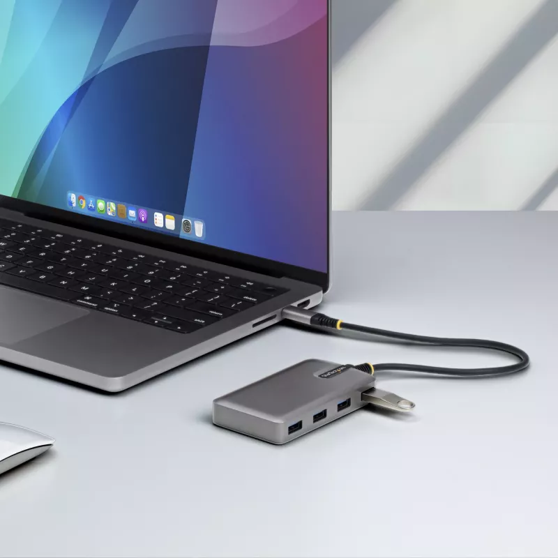 StarTech.com 4 prievadų USB-C šakotuvas - 5 Gbps - maitinamas per magistralę - USB-C į 4x USB-A šakotuvas su papildomu pagalbiniu maitinimo įvadu - nešiojamasis stalinio / nešiojamojo kompiuterio USB šakotuvas - 30 cm laidas - USB išplėtimo šakotuvas