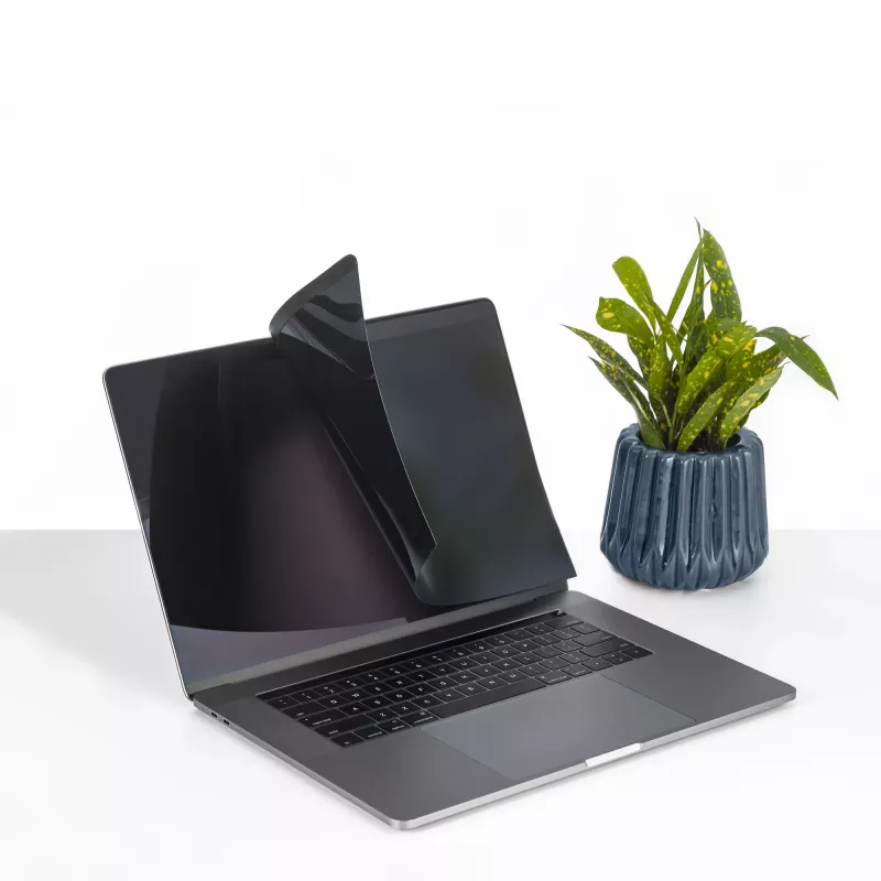 StarTech.com nešiojamojo kompiuterio privatumo ekranas 13 colių MacBook Pro ir MacBook Air – magnetinis nuimamas apsauginis filtras – mėlyną šviesą mažinanti ekrano apsauga 16:10 – matinis / blizgus – +/-30 laipsnių