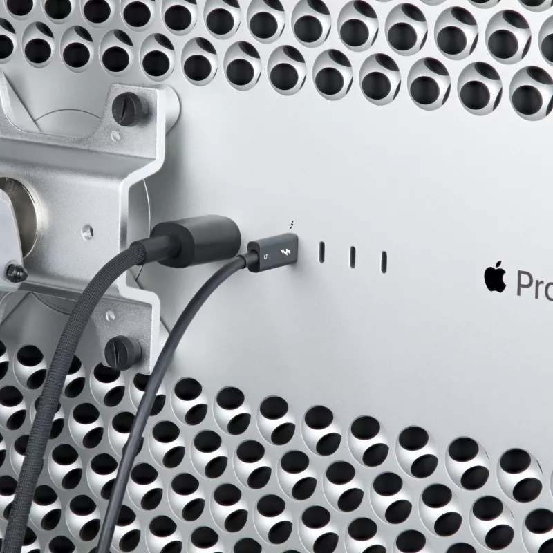 StarTech.com 3 pėd (1 m) Thunderbolt 5 laidas, 80 Gbps / iki 120 Gbps, 240 W PD, 8K 60 Hz, sertifikuotas Thunderbolt laidas – suderinamas su Thunderbolt 4 / USB4 / USB-C