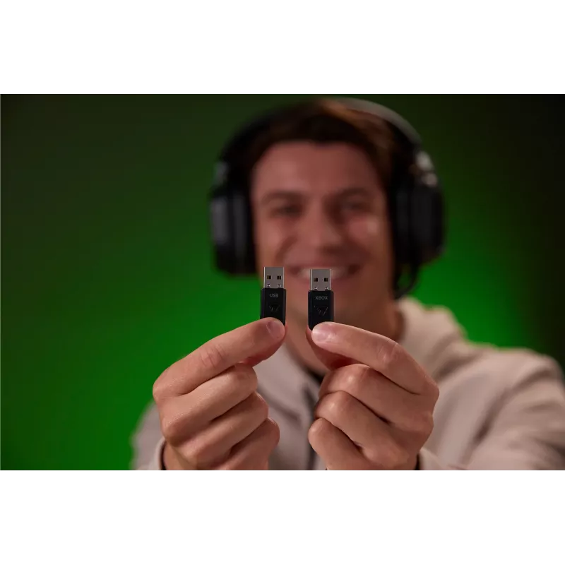 Turtle Beach Stealth 700 juodos belaidės žaidimų ausinės, skirtos Xbox, su 80 val. baterija, Bluetooth, dvigubais siųstuvais ir 60 mm garsiakalbiais, skirtos Xbox Series X arba S, Xbox One, kompiuteriui ir mobiliesiems įrenginiams