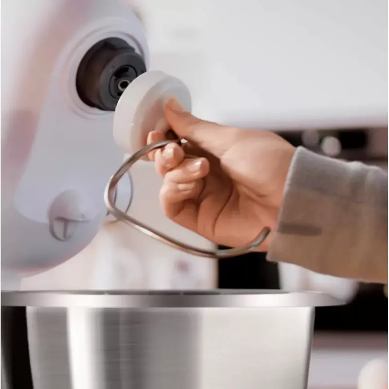 Virtuvinis kombainas Bosch Serie 2 MUMS2EW00 — 700 W variklis, 3,8 l nerūdijančio plieno dubuo, baltas