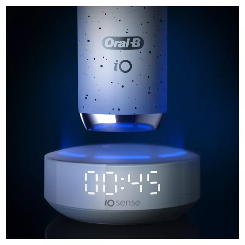 Oral-B iO Series 10 suaugusiųjų rotacinis-svyruojantis dantų šepetėlis baltas