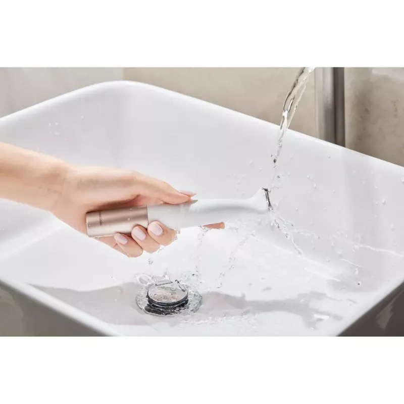 Epiliatorius Panasonic ES-WM31-P301 auksinis baltas maitinamas baterijomis