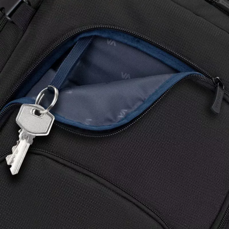 Kuprinė Rivacase 8461 43,9 cm 17,3 colio juoda 2 priekinės kišenės