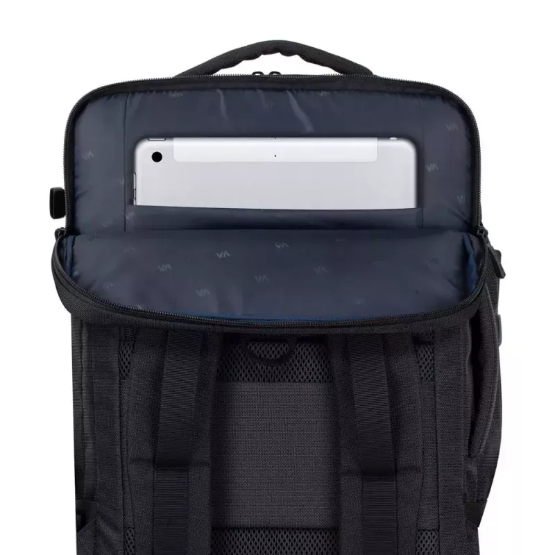 Kuprinė Rivacase 8461 43,9 cm 17,3 colio juoda 2 priekinės kišenės