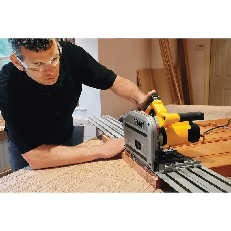 Diskinis pjūklas DeWALT DWS520KTR-QS 16.5 cm 4000 RPM 1300 W