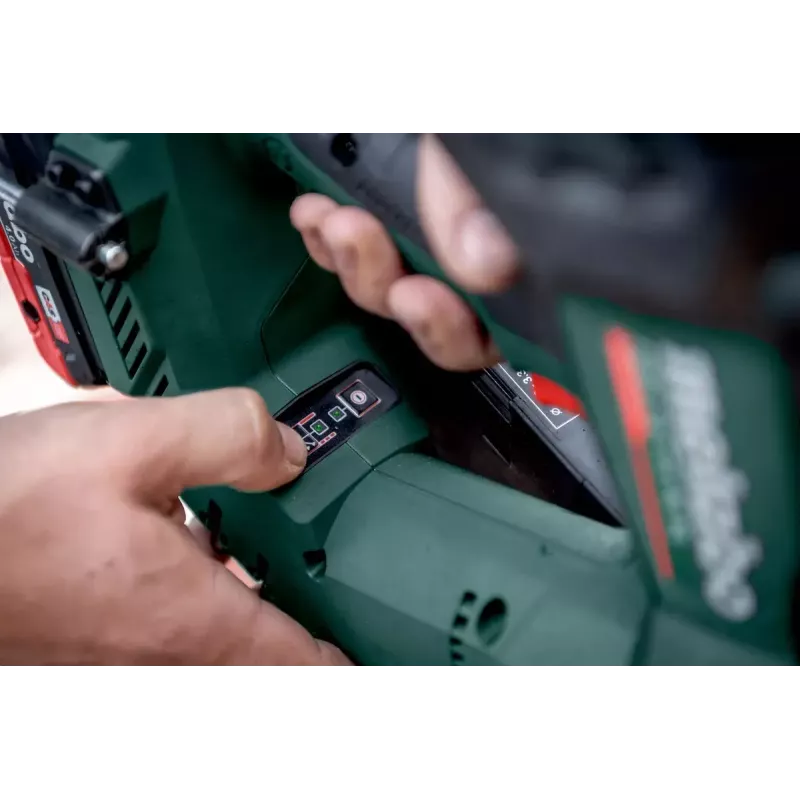 Nailer Metabo NFR 18 LTX 90 BL Battery 4 Ah 550 shots/min