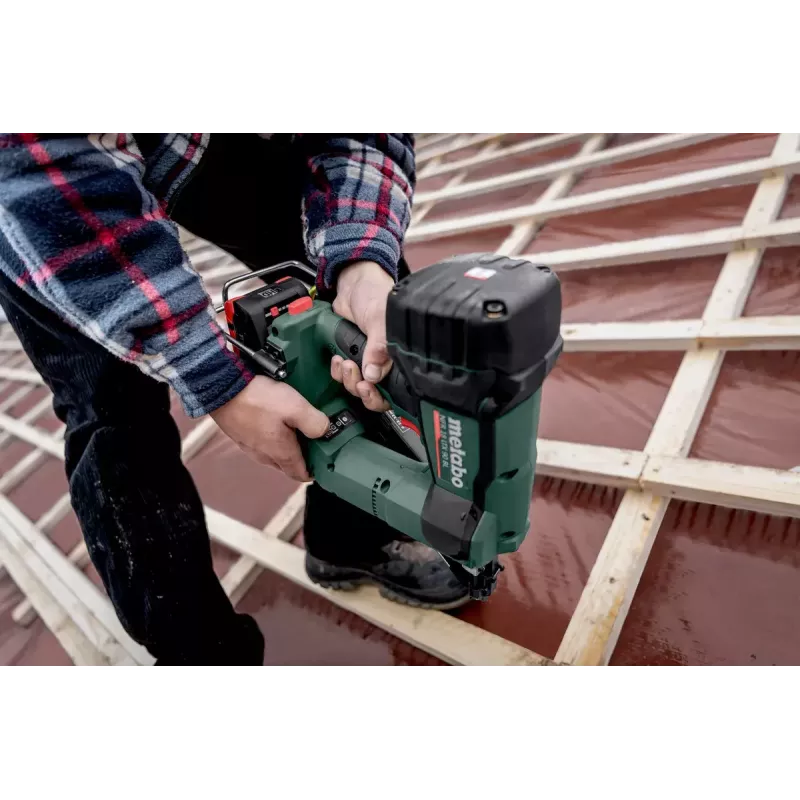 Nailer Metabo NFR 18 LTX 90 BL Battery 4 Ah 550 shots/min