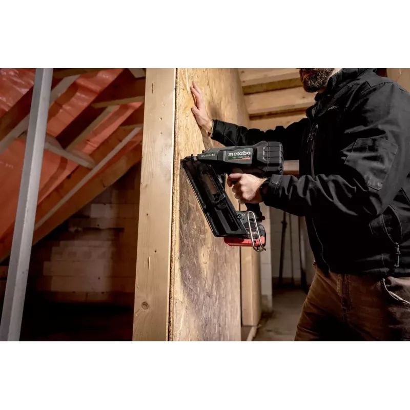 Nailer Metabo NFR 18 LTX 90 BL Battery 4 Ah 550 shots/min