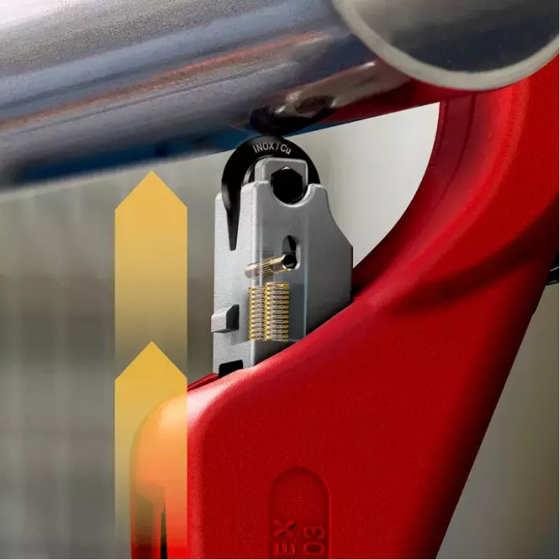 Pipecutter Knipex 90 31 03 BK tinkamas žalvariui variui plienui