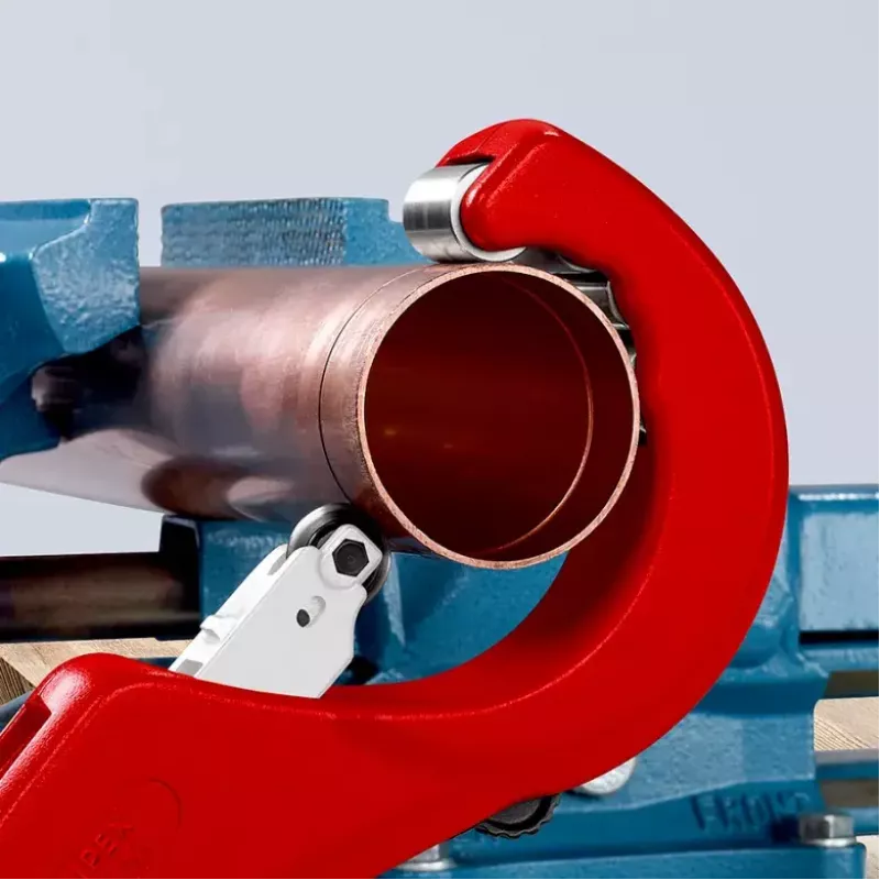 Pipecutter Knipex 90 31 03 BK tinkamas žalvariui variui plienui