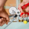 Vamzdžių žirklės Knipex 90 25 25 aliuminio juodos mėlynos raudonos 210 mm