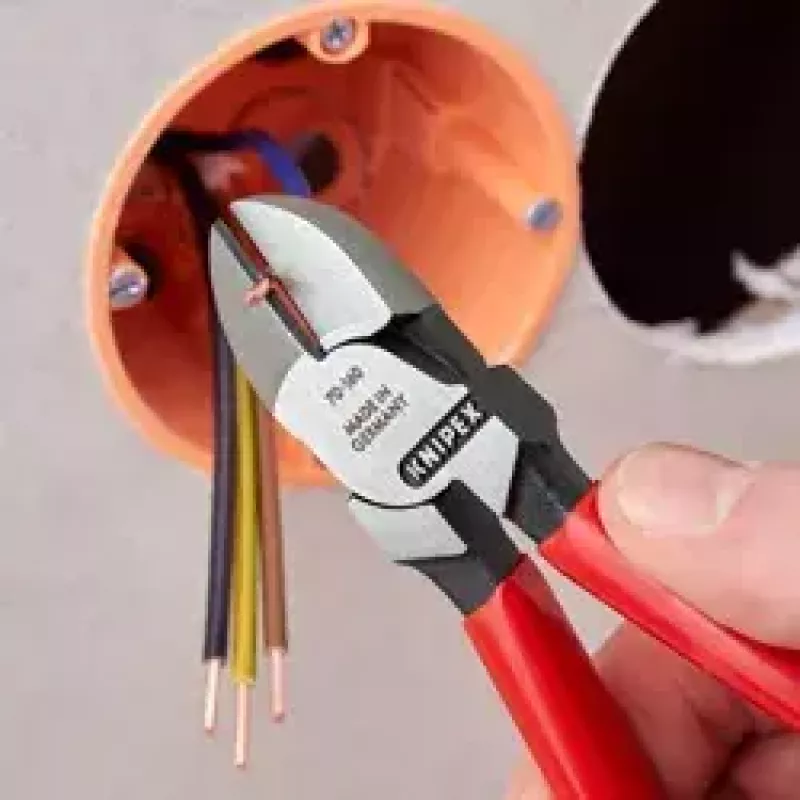 Įstrižainio pjovimo replės Knipex 70 06 160 T
