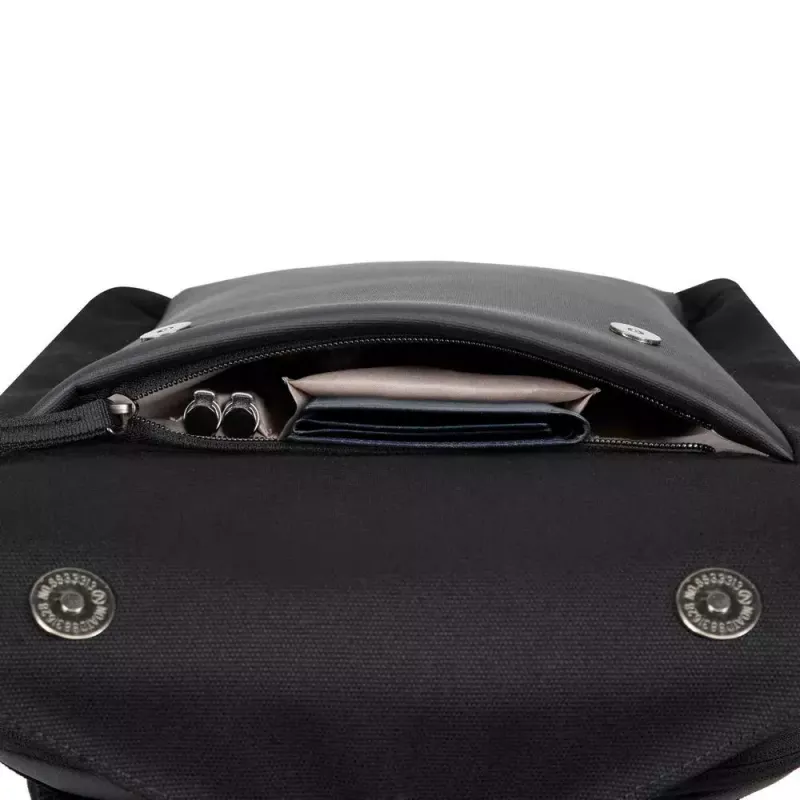 Kuprinė Rivacase 8521 33,8 cm (13,3 col.) Juoda Nešiojimo rankena Pečių diržas