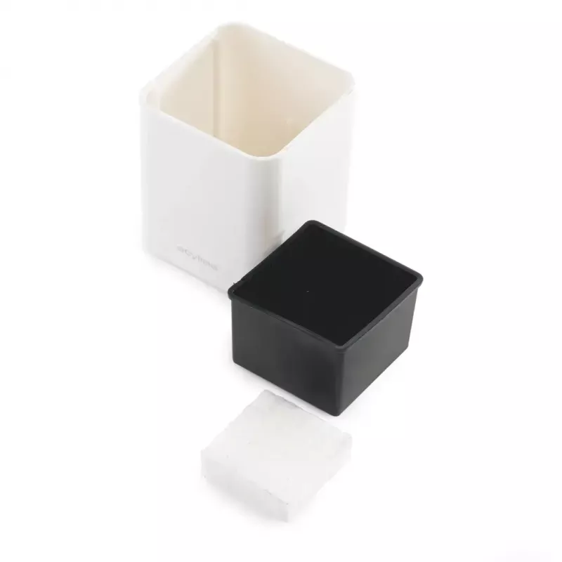 Garintuvinis aromato difuzorius Stylies ELARAPilka, skirtas iki 25 m² – kintamoji srovė / baterija / USB, 2 val. laikmatis, 1,3 W, 74×74×100 mm, pilkas