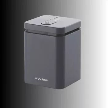 Garintuvinis aromato difuzorius Stylies ELARAPilka, skirtas iki 25 m² – kintamoji srovė / baterija / USB, 2 val. laikmatis, 1,3 W, 74×74×100 mm, pilkas