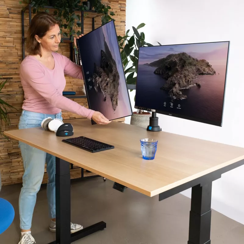 R-Go Tools Monitorio rankena R-Go Caparo Dual, dviem monitoriams, reguliuojama su dujine spyruokle, 3-9 kg keliamoji galia, 100% cirkuliari, juoda